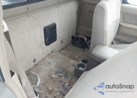 2000 Nissan Frontier Se-V6/Xe-V6 из США, поврежденный, VIN 1N6ED26Y8YC378075